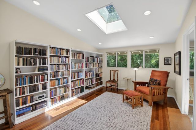 4625 Garden Hwy, Sacramento, CA 95837