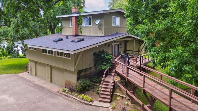 4625 Garden Hwy, Sacramento, CA 95837