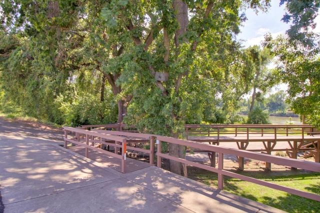 4625 Garden Hwy, Sacramento, CA 95837