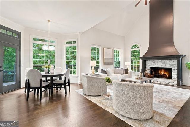 945 Waters Reach Court, Alpharetta, GA 30022