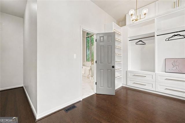 945 Waters Reach Court, Alpharetta, GA 30022