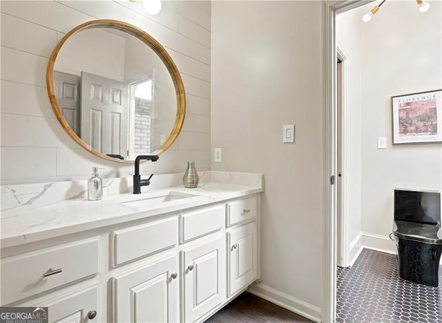 945 Waters Reach Court, Alpharetta, GA 30022