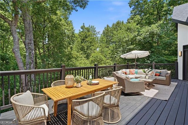 945 Waters Reach Court, Alpharetta, GA 30022