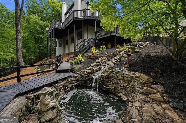 945 Waters Reach Court, Alpharetta, GA 30022