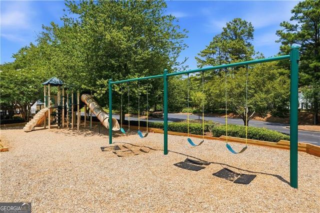945 Waters Reach Court, Alpharetta, GA 30022