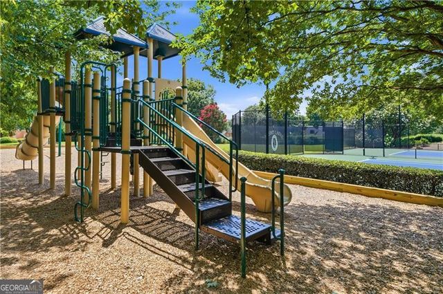 945 Waters Reach Court, Alpharetta, GA 30022