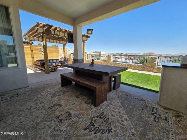 12334 WILLS CRESCENT Court, El Paso, TX 79928