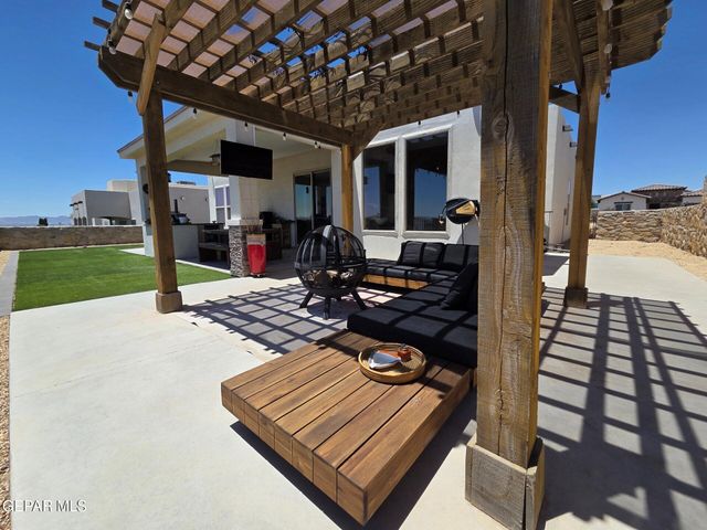 12334 WILLS CRESCENT Court, El Paso, TX 79928