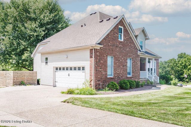 4016 Sheehan Dr, Buckner, KY 40010
