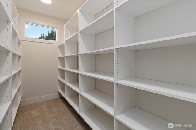 2627 78th Avenue NE, Medina, WA 98039