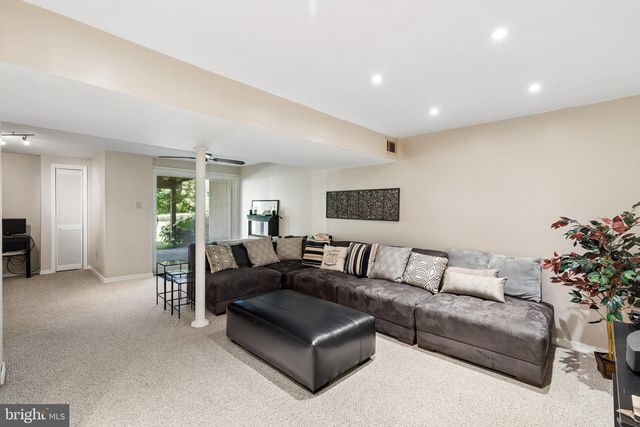 549 PRINCETON CT, Bensalem, PA 19020