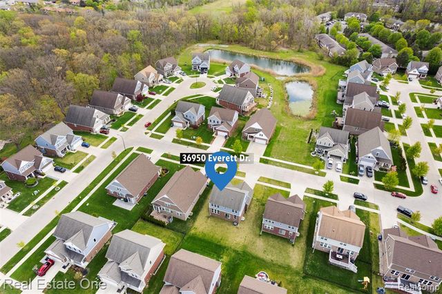 36950 Everett Drive, Westland, MI 48185