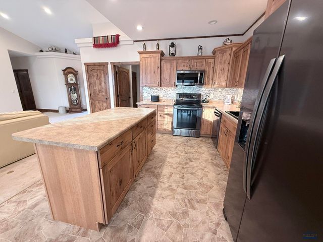 2822 OLIVE GROVE CT, Rapid City, SD 57703