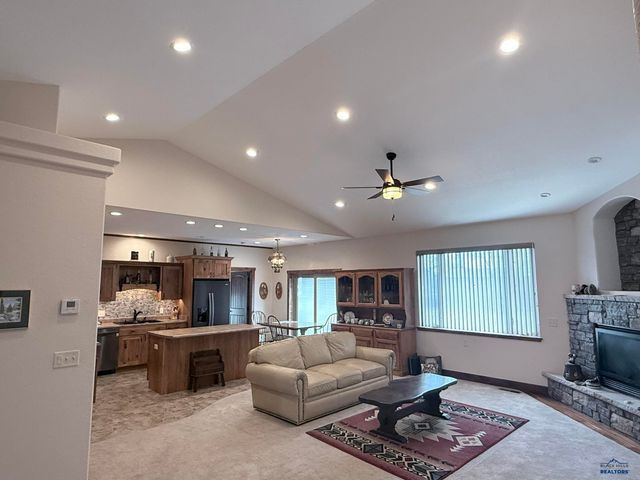 2822 OLIVE GROVE CT, Rapid City, SD 57703