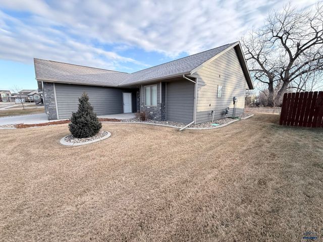 2822 OLIVE GROVE CT, Rapid City, SD 57703