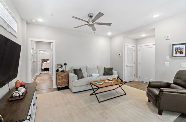 1608 Marshall Hollow Dr Apt 102, Nashville, TN 37203