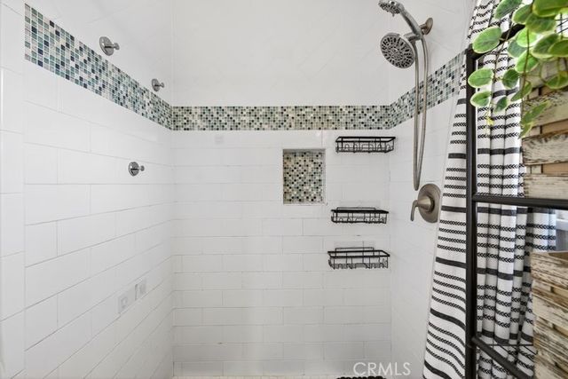 6082 Medford, Huntington Beach, CA 92647