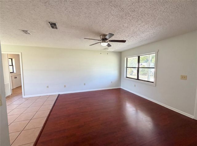 207 NE 3RD TERRACE, Williston, FL 32696