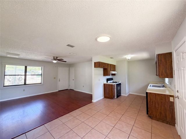 207 NE 3RD TERRACE, Williston, FL 32696
