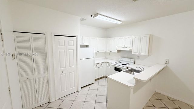 2734 Bird Ave 101, Miami, FL 33133