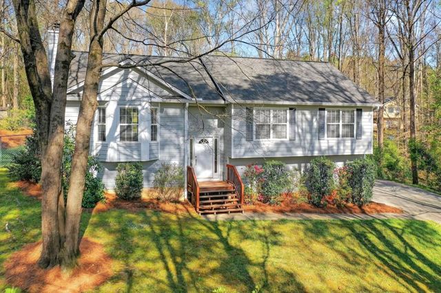 215 Sterling Drive, Canton, GA 30115