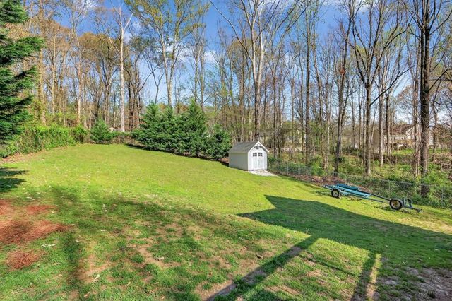 215 Sterling Drive, Canton, GA 30115