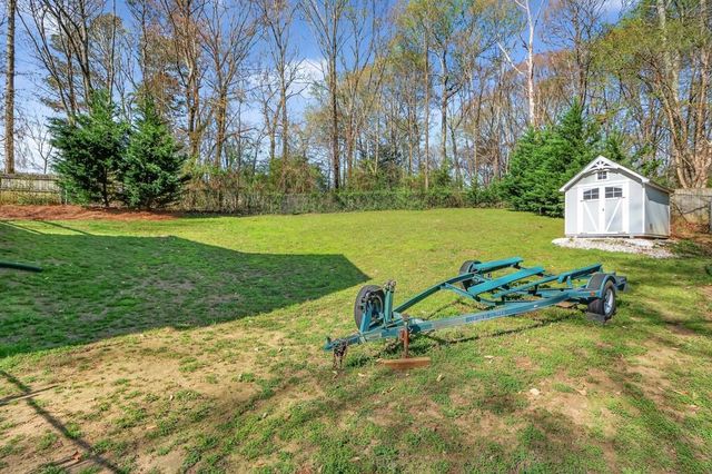 215 Sterling Drive, Canton, GA 30115