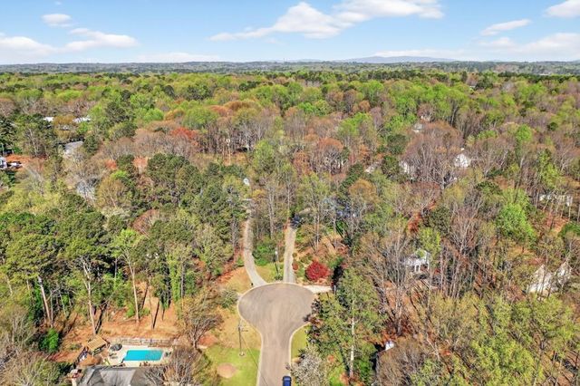 215 Sterling Drive, Canton, GA 30115