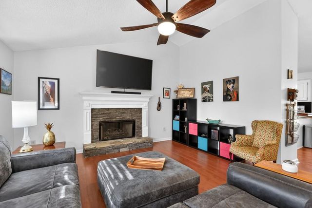 215 Sterling Drive, Canton, GA 30115