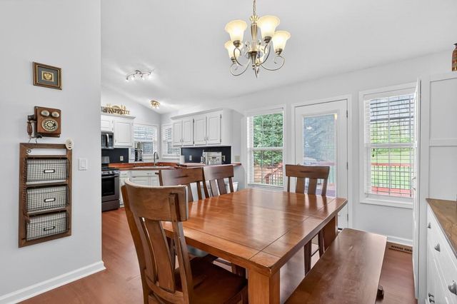 215 Sterling Drive, Canton, GA 30115