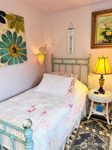 2595 State Route 109, Ocean Shores, WA 98569