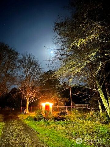 2595 State Route 109, Ocean Shores, WA 98569