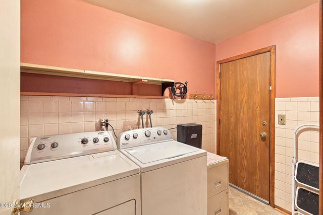 14 Nostrand Drive, Toms River, NJ 08757