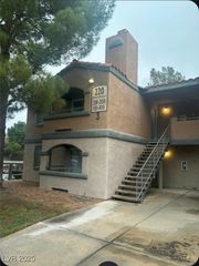 220 Mission Newport Lane 201, Las Vegas, NV 89107