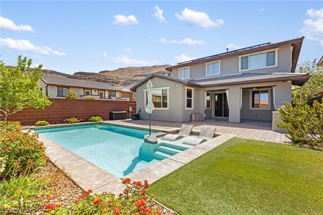 5892 Windy Sky Pass, Las Vegas, NV 89135