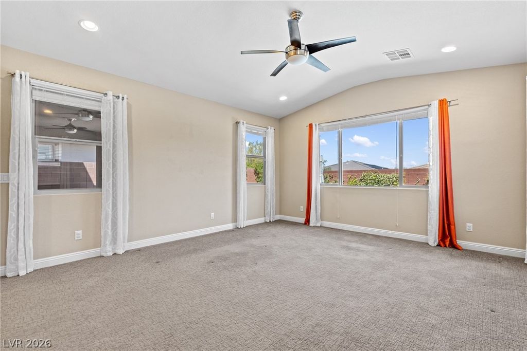 Image 12 of property listing at 5892 Windy Sky Pass, Las Vegas, NV 89135