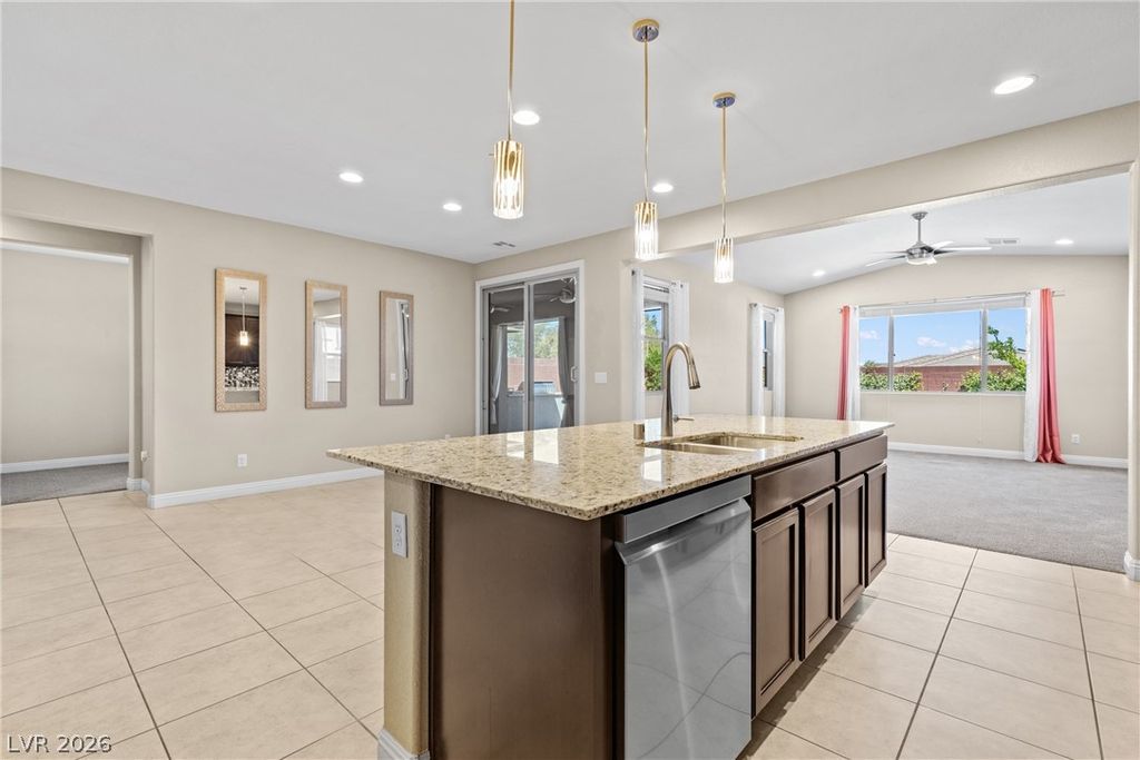 Image 7 of property listing at 5892 Windy Sky Pass, Las Vegas, NV 89135