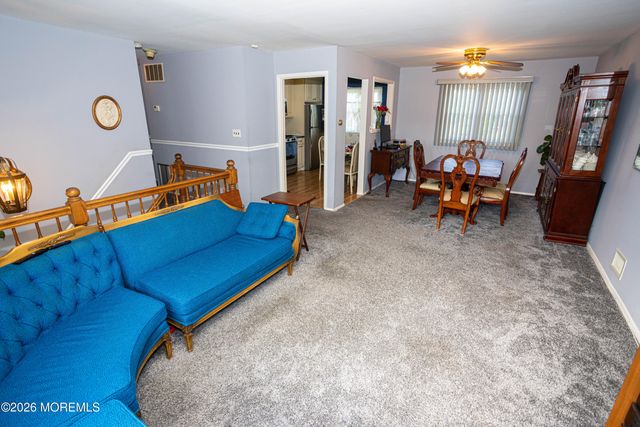 10 Schmitt Street, Sayreville, NJ 08872