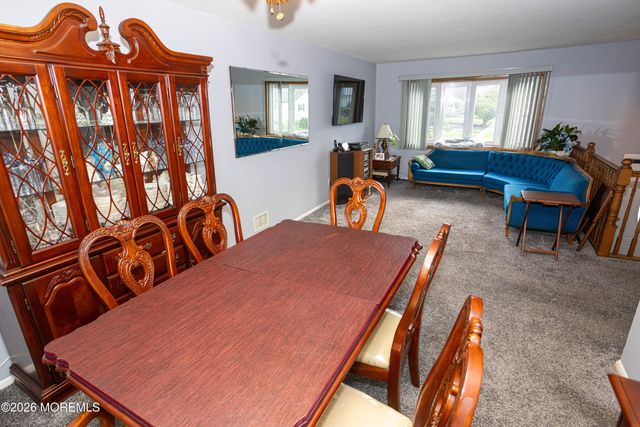 10 Schmitt Street, Sayreville, NJ 08872