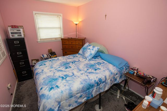 10 Schmitt Street, Sayreville, NJ 08872