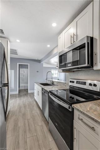 216 Fairweather LN, Fort Myers Beach, FL 33931