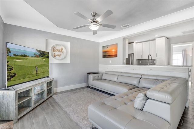 216 Fairweather LN, Fort Myers Beach, FL 33931