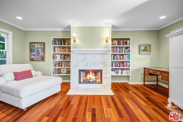 288 Tavistock Avenue, Los Angeles, CA 90049