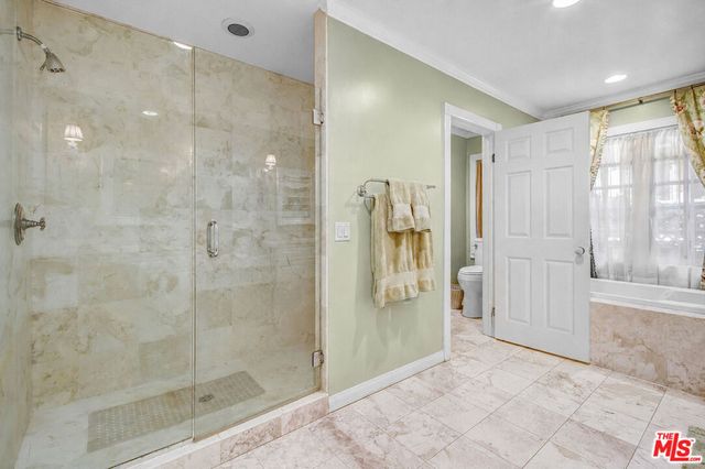 288 Tavistock Avenue, Los Angeles, CA 90049