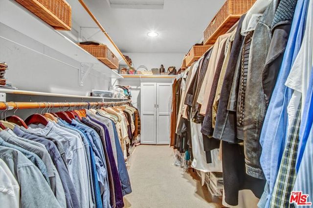 288 Tavistock Avenue, Los Angeles, CA 90049