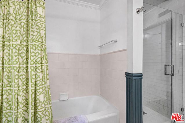 288 Tavistock Avenue, Los Angeles, CA 90049
