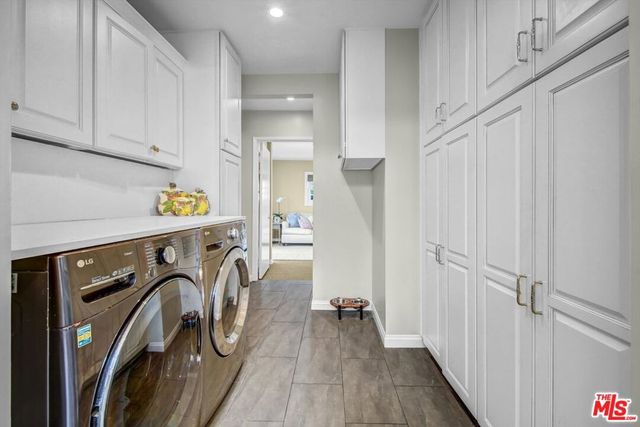 288 Tavistock Avenue, Los Angeles, CA 90049
