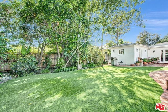 288 Tavistock Avenue, Los Angeles, CA 90049