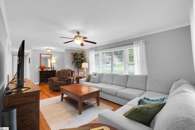 318 Gilstrap Drive, Liberty, SC 29657
