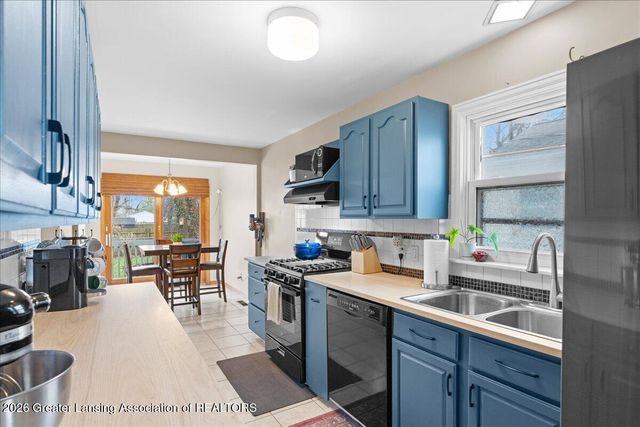 1516 Berkeley Drive, Lansing, MI 48910